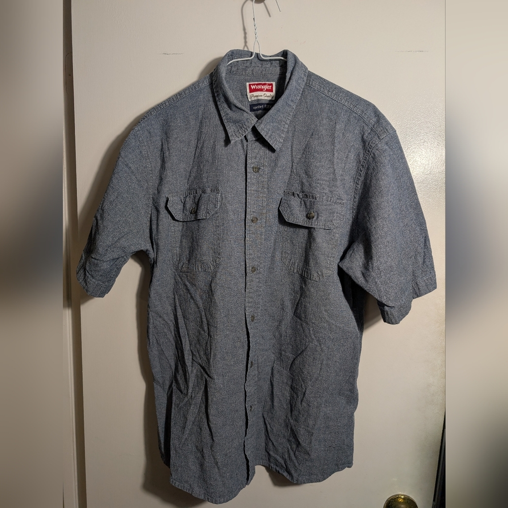 Wrangler Men's Blue Short Sleeve Shirt